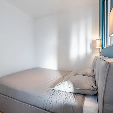 Apartment Logement Entier T1bis, 4personnes, Climatise,calme *